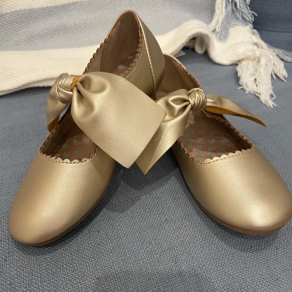 Dram Pairs Girls  Shoes